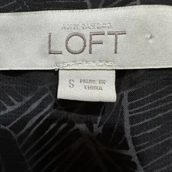 LOFT Tank Top Womens Size S Black White Leaf Print Sleeveless Blouse Layered Hem - Picture 3 of 7